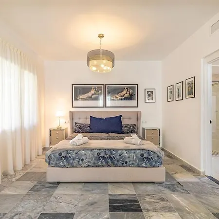 Luxury With Tennis & Pool Malaga