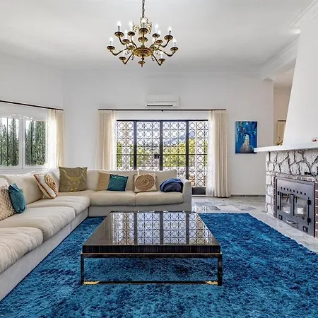 Luxury With Tennis & Pool Villa *